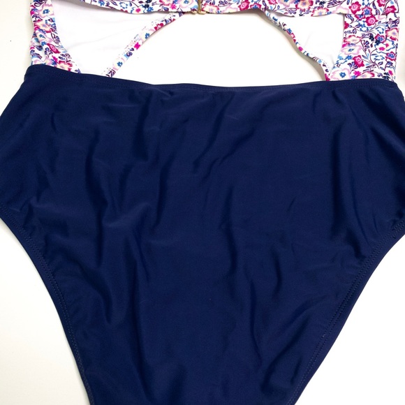Design Lab Swimwear - Picture 5 of 6